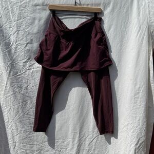 Athleta Elation 2 in 1 7/8 Tight Legging XL Burgundy Plum Skirted